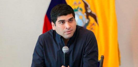 Renuncia vicepresidente de Ecuador